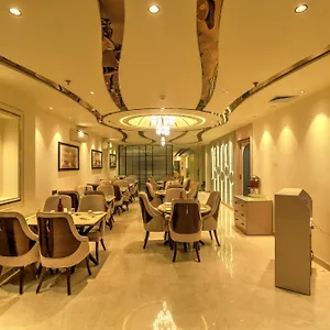 4* Hotel Foxoso Venue Hotel, Delhi Airport