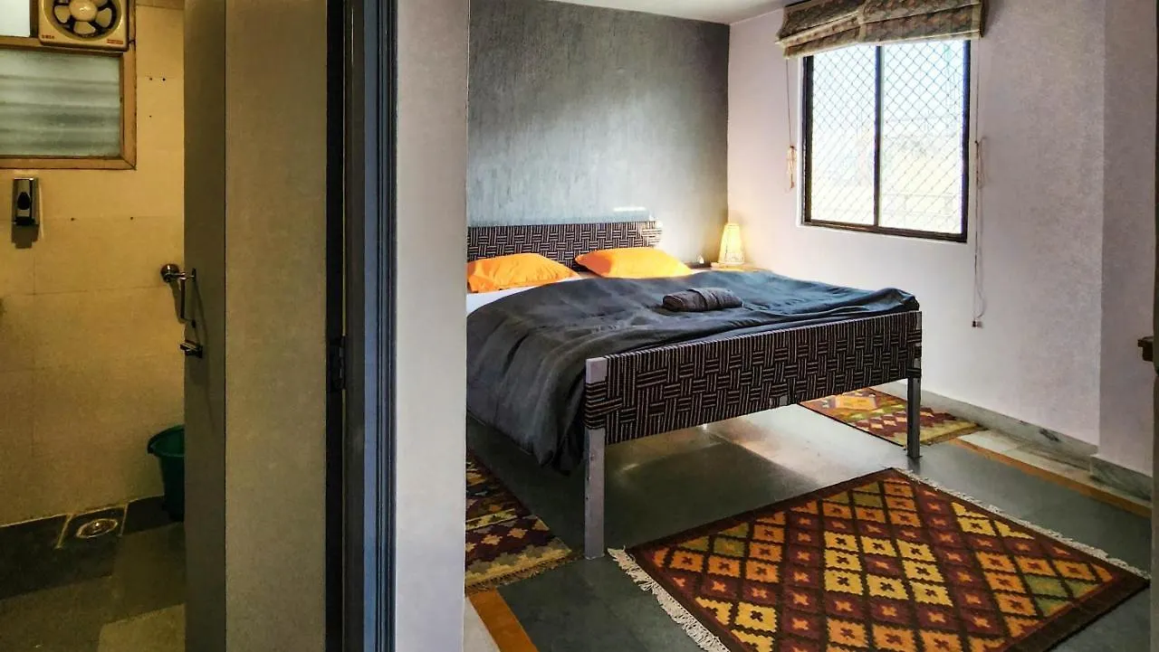 J House Near Bhikaji Hostel New Delhi