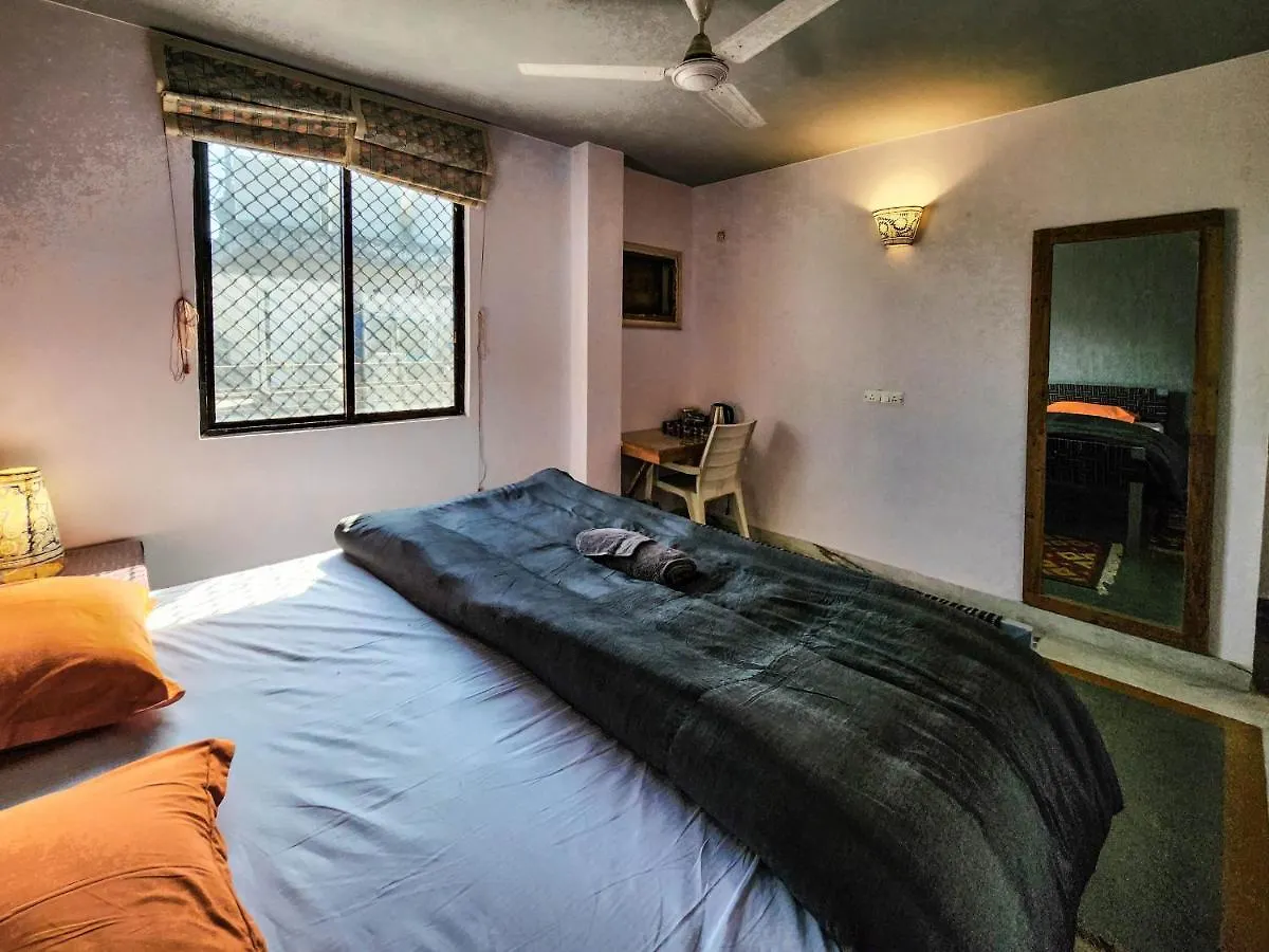 J House Near Bhikaji Hostel New Delhi 0*,
